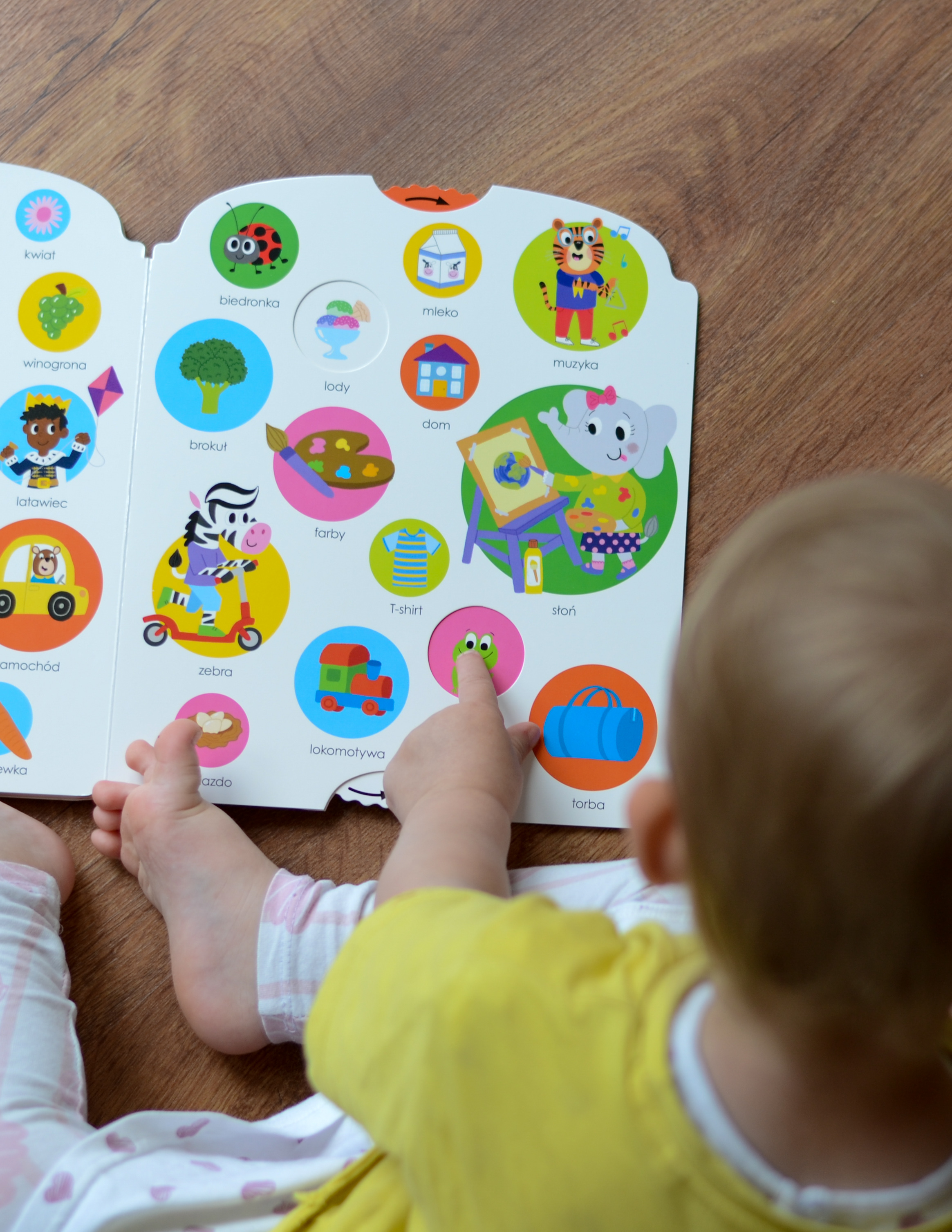 Moje pierwsze słowa. Akademia Mądrego Dziecka. Moje pierwsze