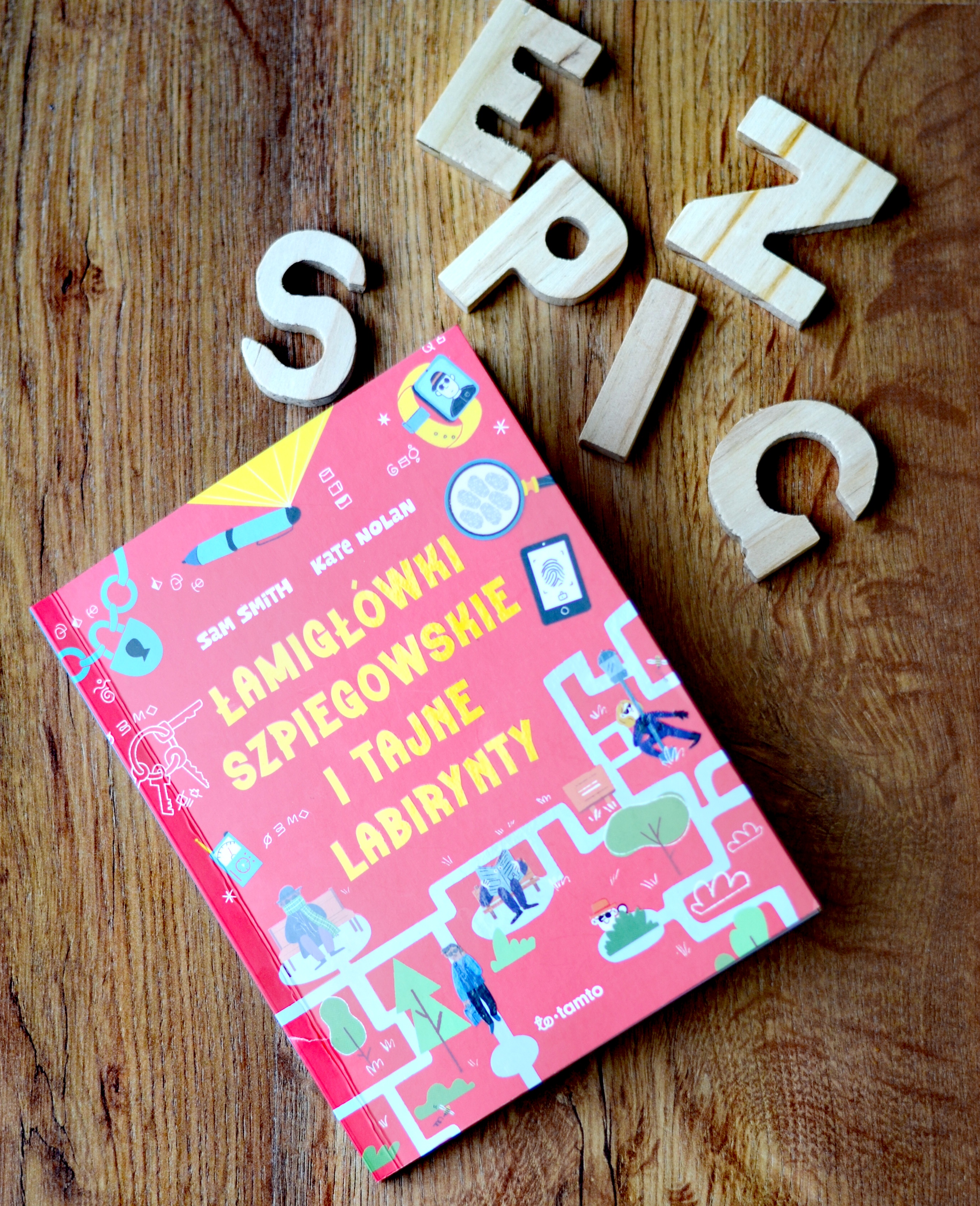 Łamigłówki szpiegowskie i tajne labirynty