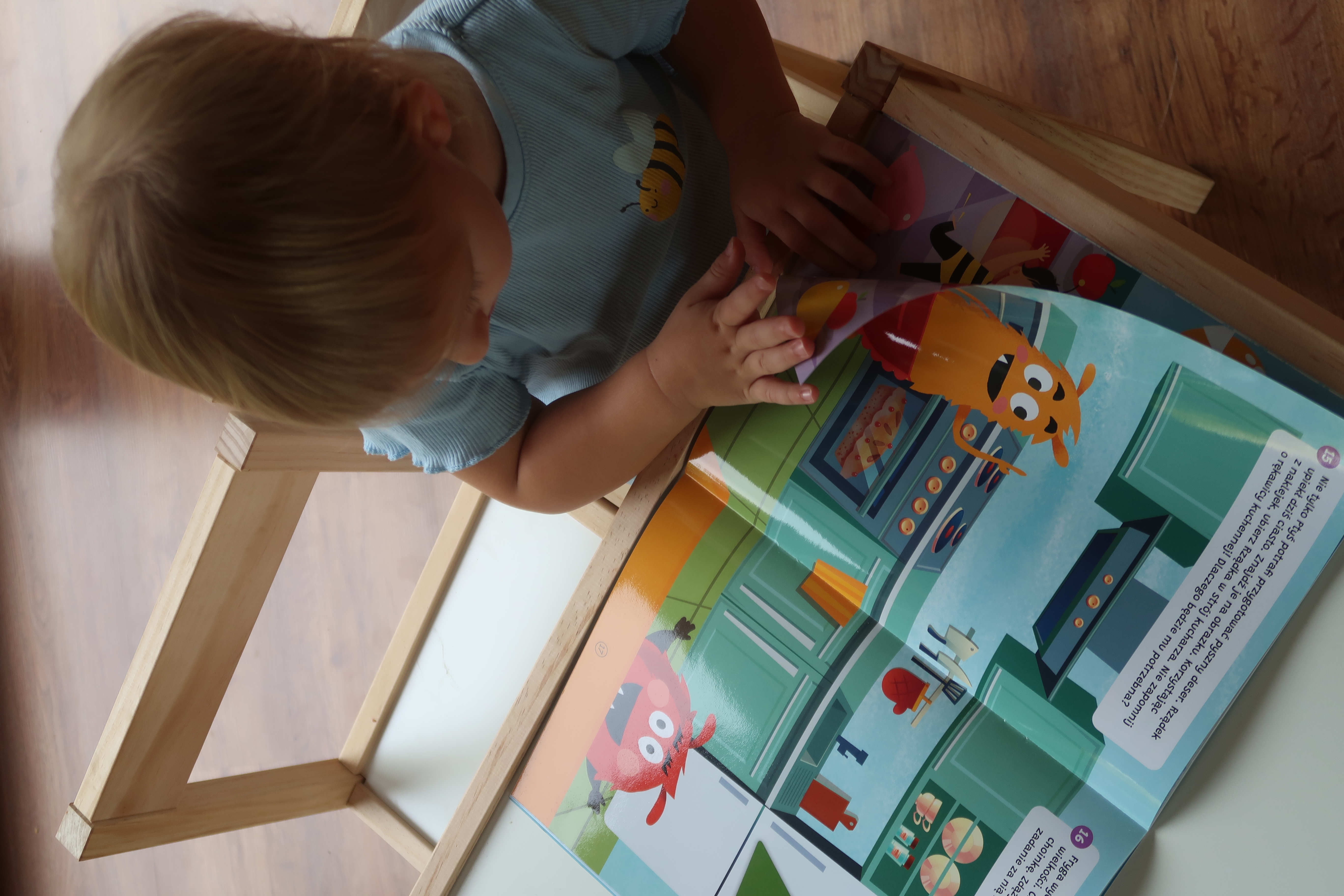 Bazgraki i zabawy 2-latków – kreatywne przedpołudnie z maluchem